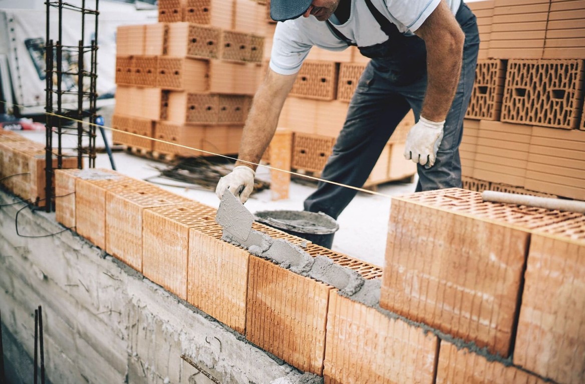 Commercial masonry contractor services with professional brick laying in Des Moines, IA